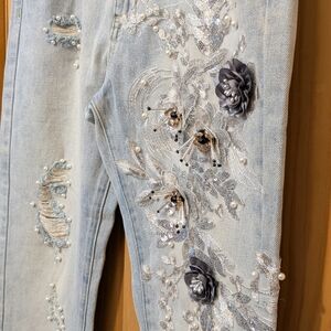 NWT Blue B Boutique Jeans Distressed Beaded Embellished Flowers Boho Sz Med